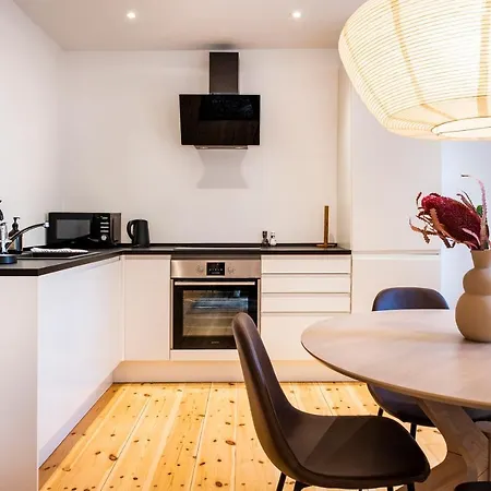 Apartment Town Hall By Daniel&jacob's *