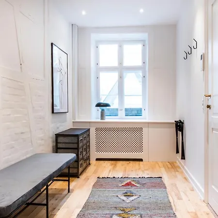 Town Hall By Daniel&jacob's