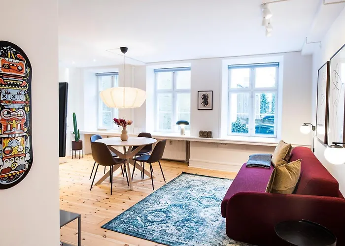 Town Hall By Daniel&jacob's